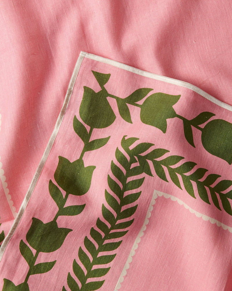 Flower Chain Tablecloth
